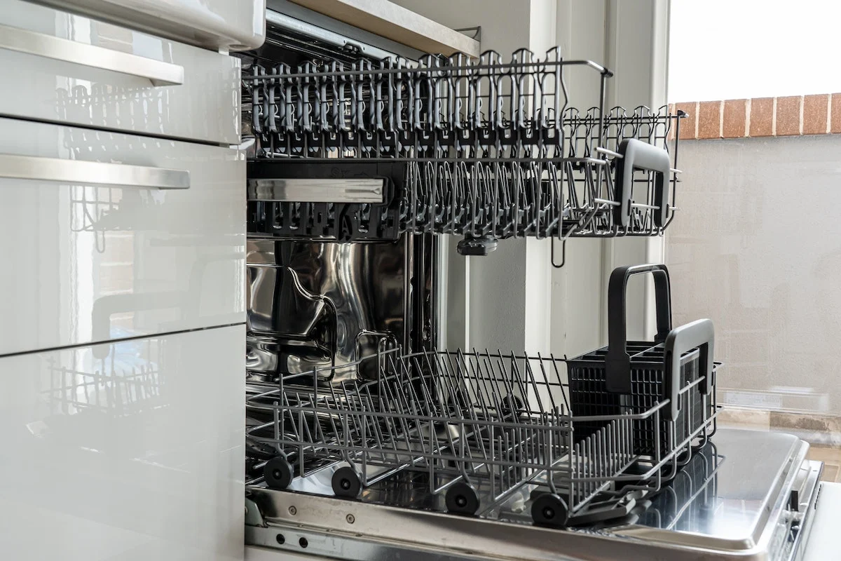 dishwasher compartment